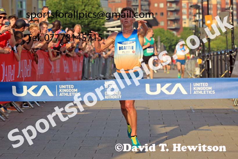 The 2023 UK Athletics Mens 5k Road Race Champs., Newcastle Quayside.  Photo: David T. Hewitson/Sports for All Pics